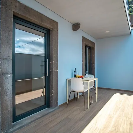 Blue 滨海雅尔丁